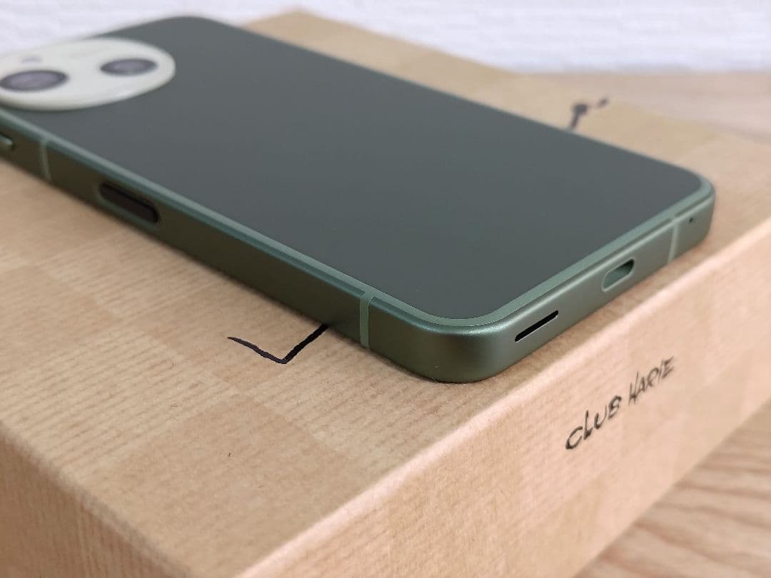 AQUOS sense10 SH-M33 6GB/128GB カーキグリーン