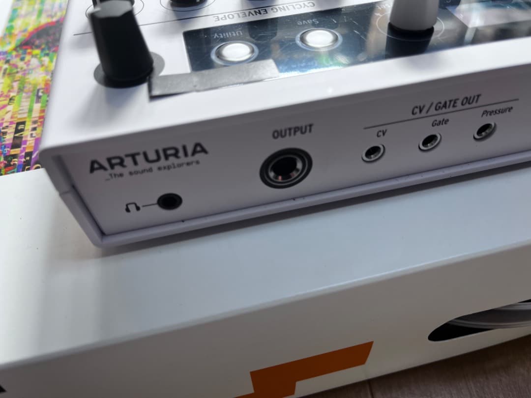 ARTURIA MICROFREAK Vocoder シンセサイザー・DAW