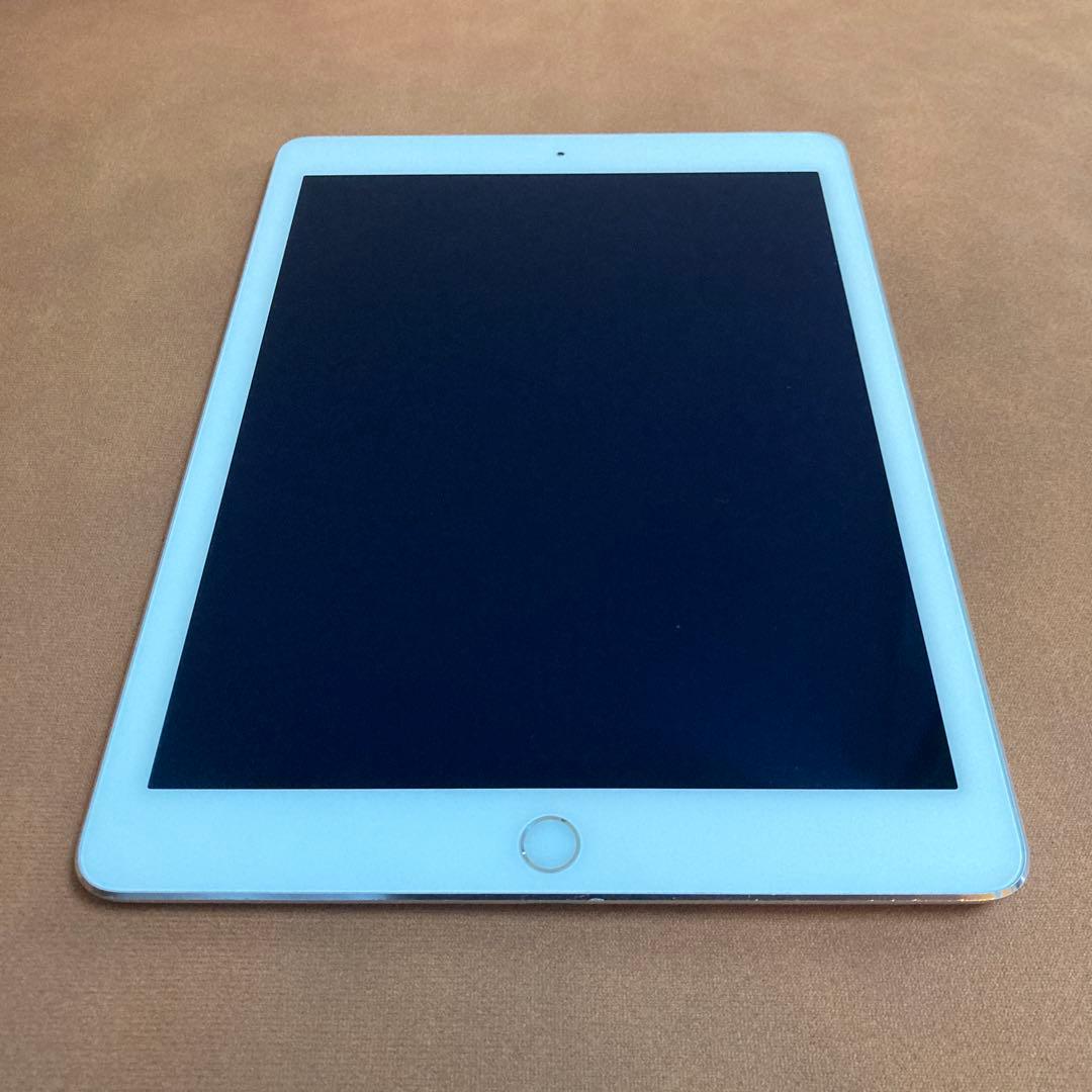 404【早い者勝ち】iPad Air2 第2世代 32GB ドコモ☆