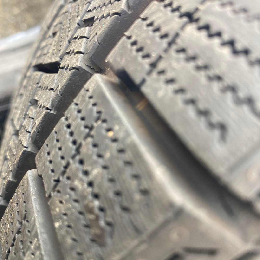 Pirelli ICE ZERO STUDLESS 18インチ