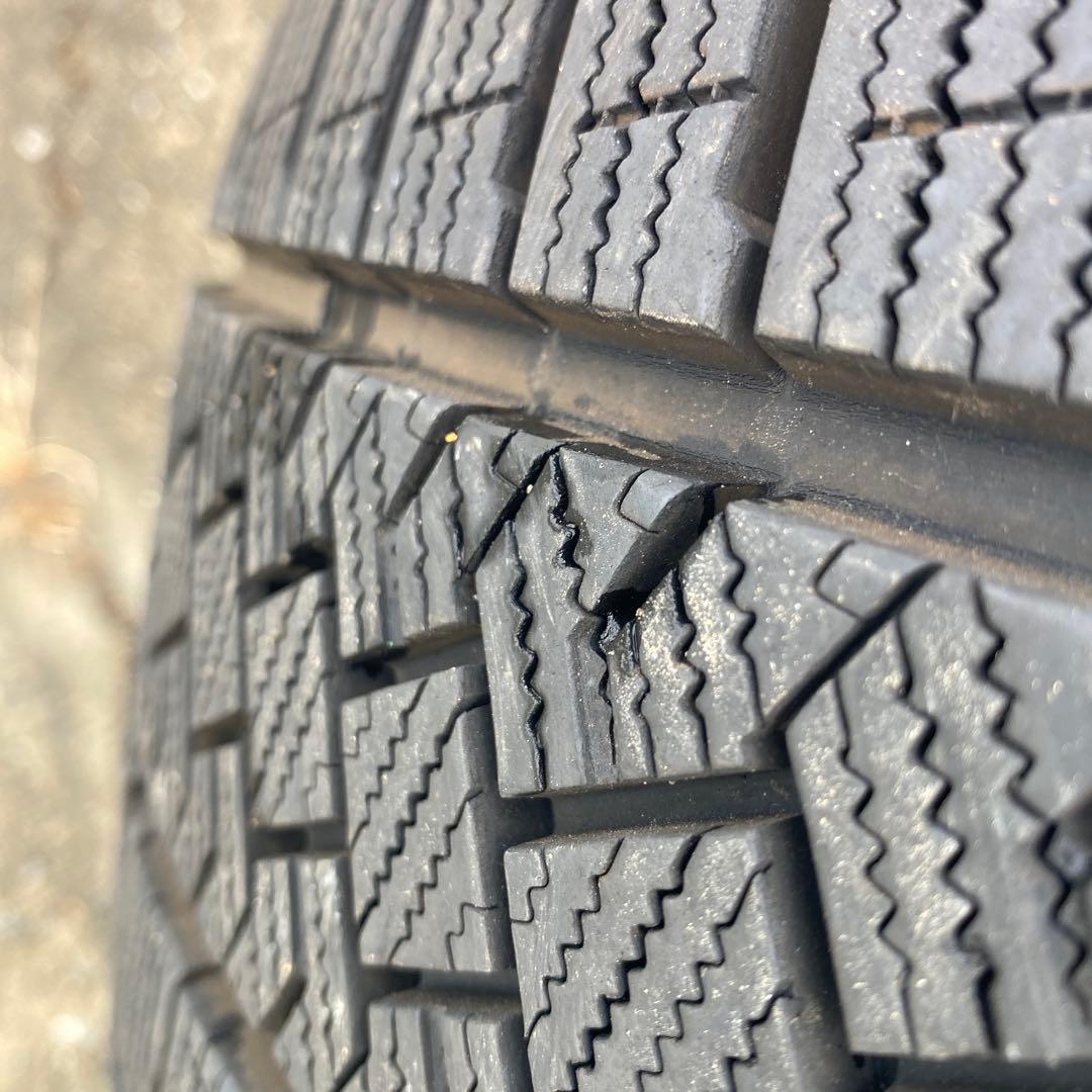 Pirelli ICE ZERO STUDLESS 18インチ