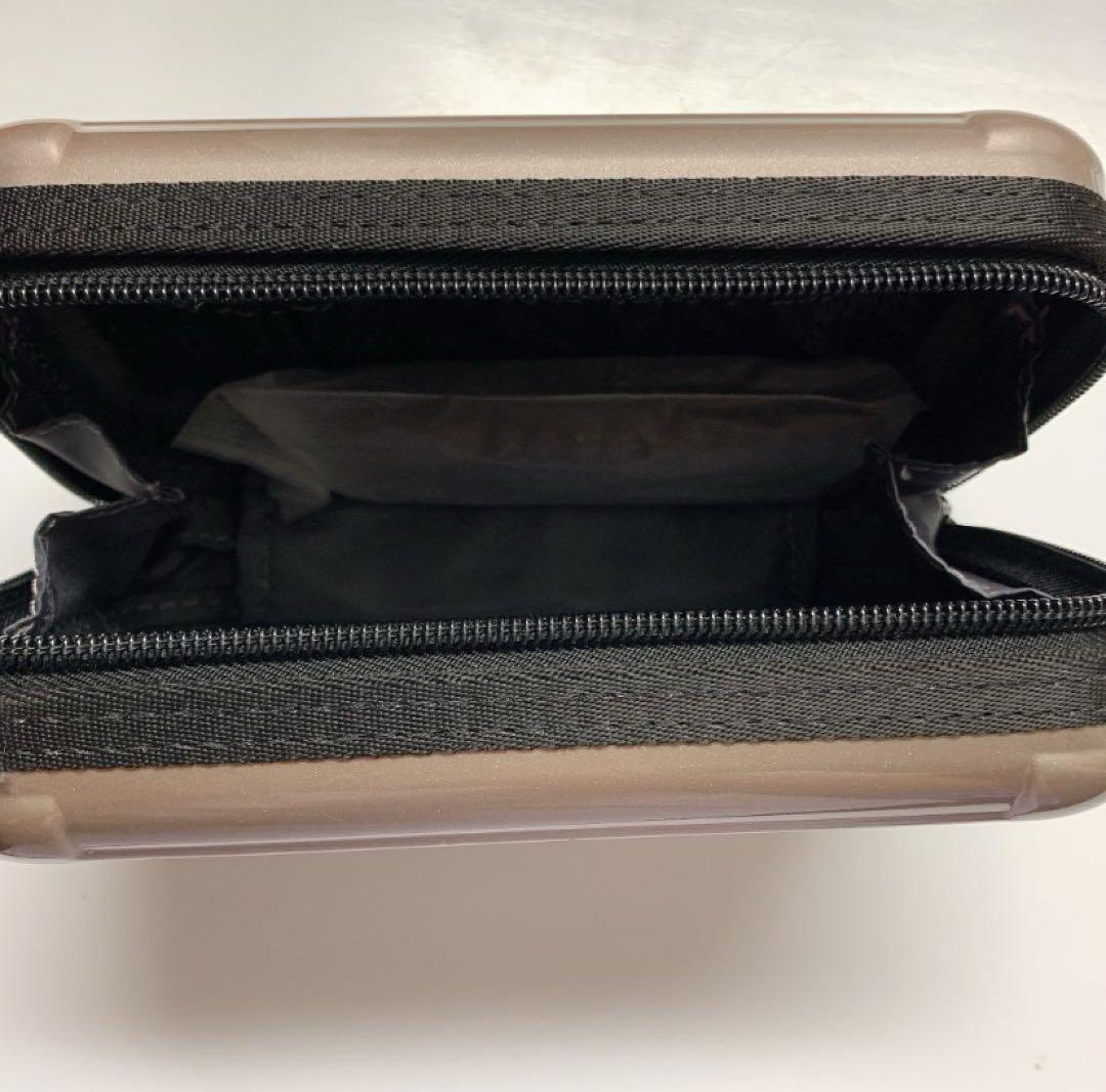 【ラスト1点】新品未使用　エバー航空 ファーストクラス限定リモワポーチ ブロンド