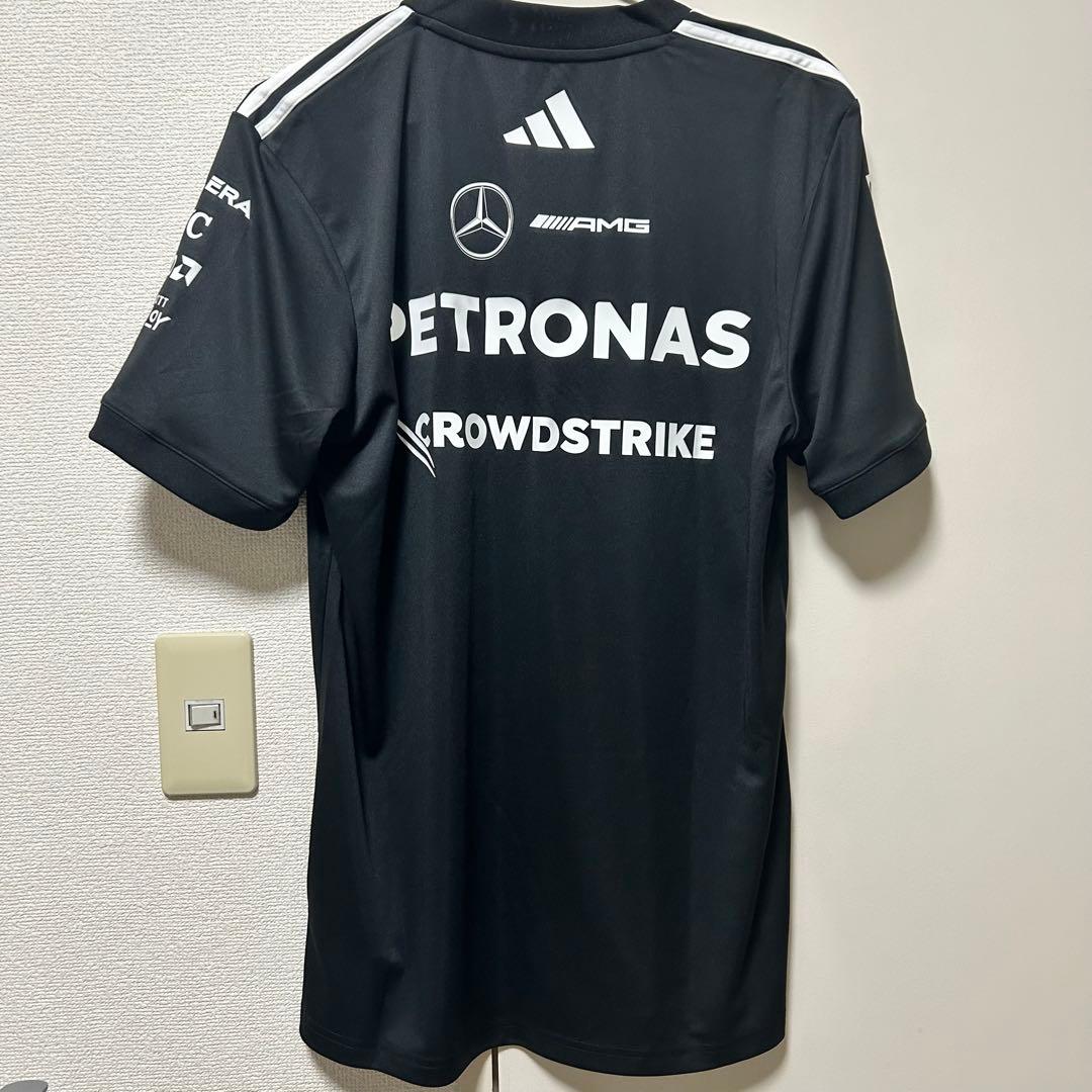 adidas AMG PETRONAS F1チーム ドライバージャージー