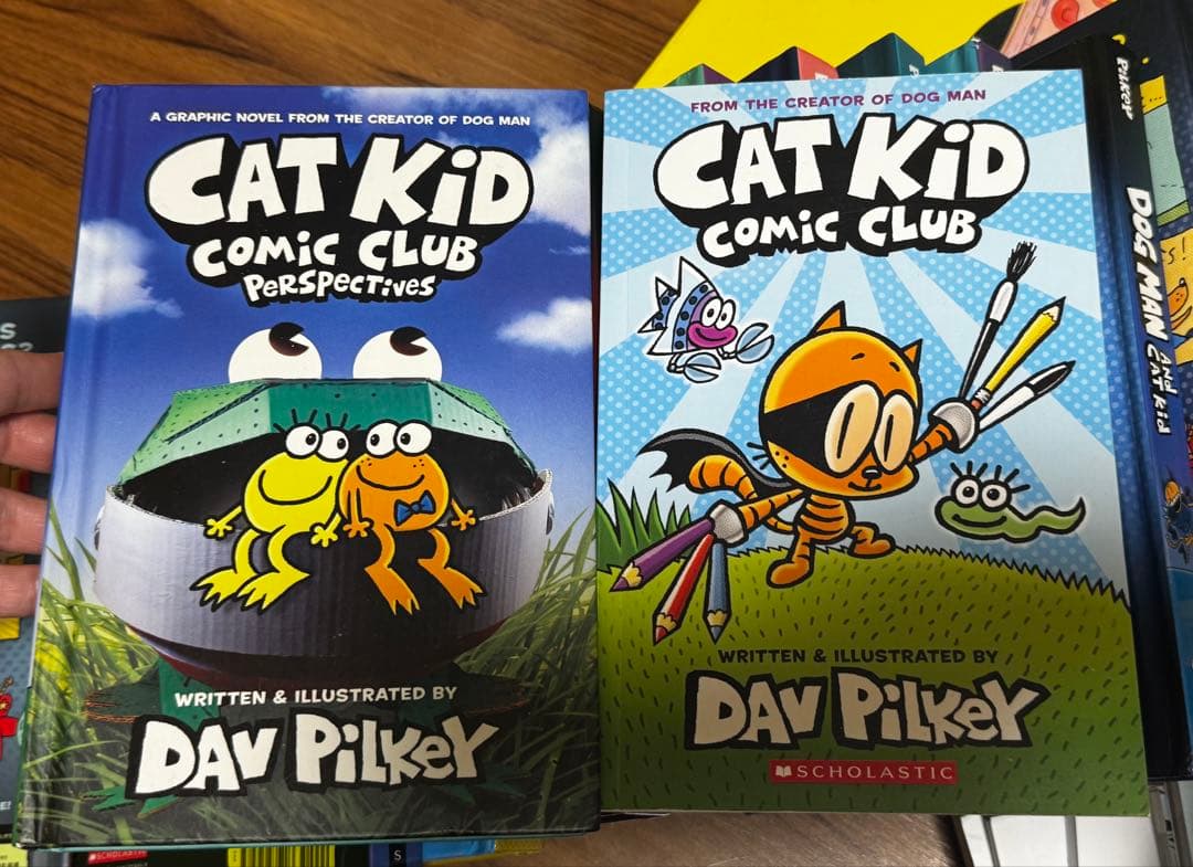 Dog Man 10巻セットと「Cat Kid Comic Club」 2冊