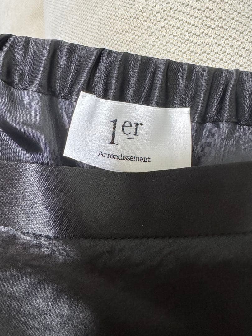 1er Arrondissement ヴィンテージ サテン スカート　ブラック