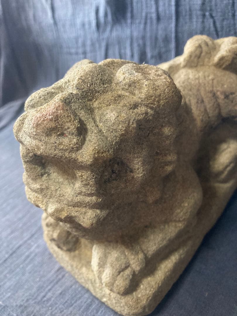 狛犬の石彫刻 江戸時代中期　コマイヌ