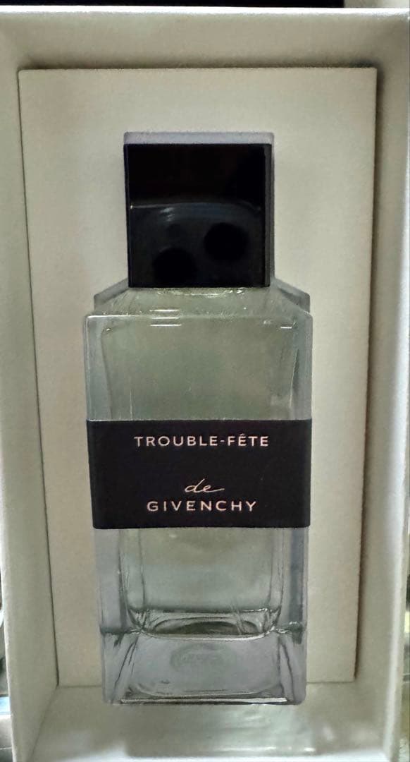 新品未使用　Givenchy トロブルフェット　100ml ド ジバンシー