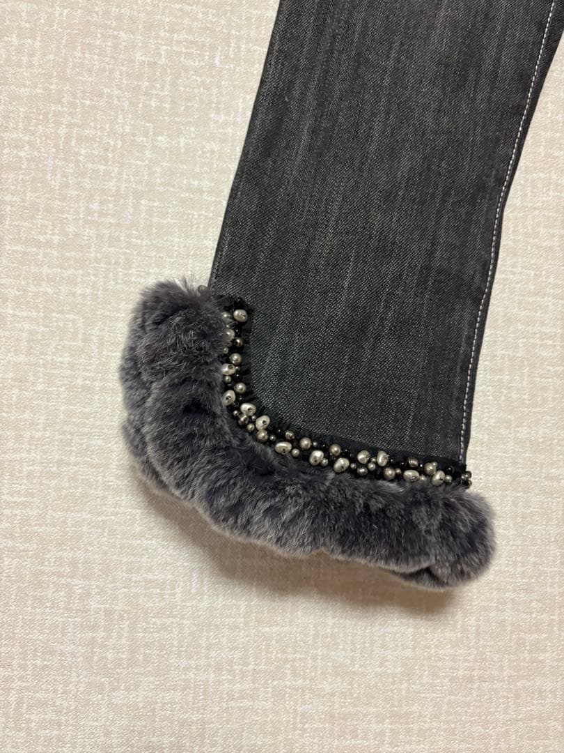 ❤️新品未使用❤️TO BE CHICトゥービーシック ファーデニムパンツ40黒M