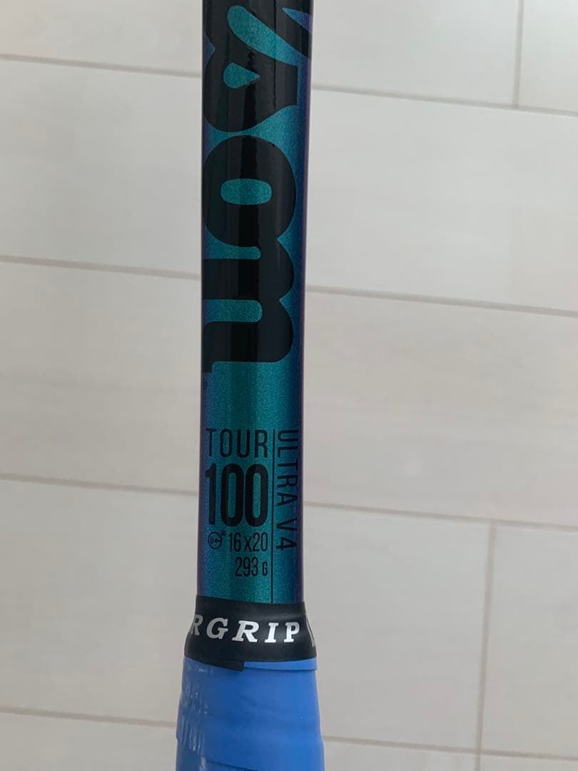 ウィルソン Ultra Tour 100 テニス ラケット グリップ1