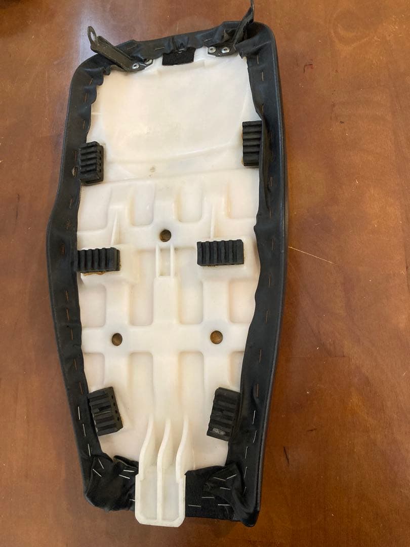 【美品】バイク用シート グラストラッカーノーマルシート