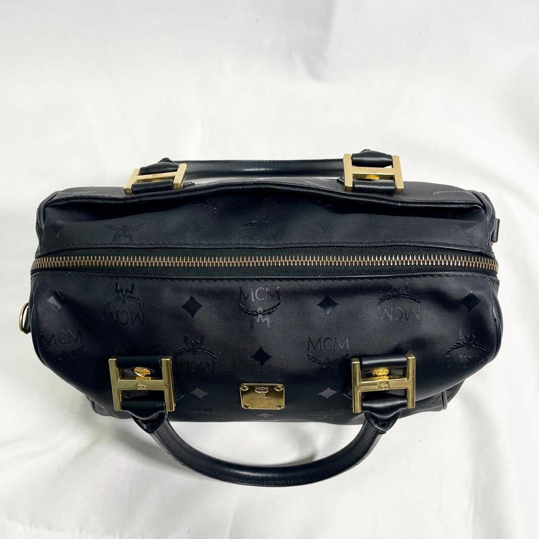 MCM ボストンバッグ ヴィセトス 大容量 ブラック プレート 金具 多機能 黒