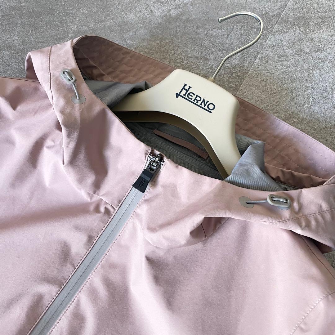 美品★ヘルノ　ラミナー　ゴアテックス　スプリングコート　レディース　42