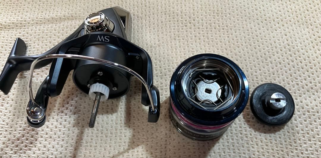 Shimano STRADIC SW 6000XG スピニングリール
