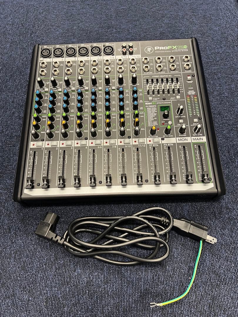 Mackie ProFX12v2 12チャンネルミキサー