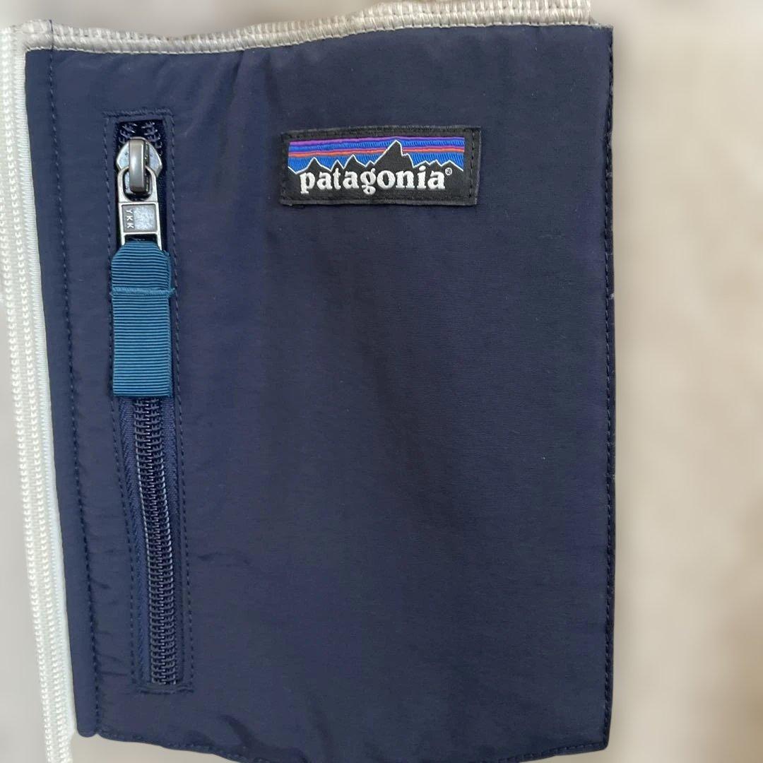patagonia フリースベスト Mサイズ クリーム/ネイビー