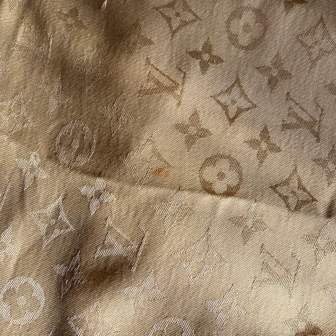Louis Vuitton 大判ストール　シャンパンゴールド