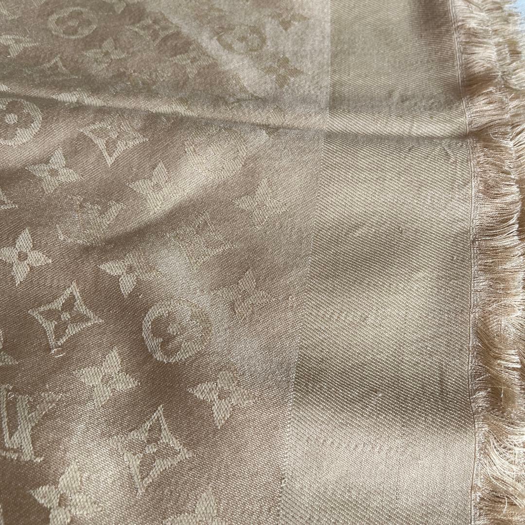 Louis Vuitton 大判ストール　シャンパンゴールド