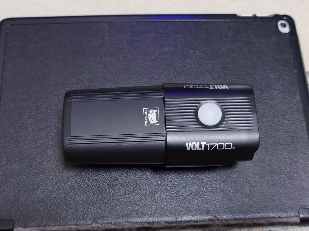 アクセサリー cateye volt 1700
