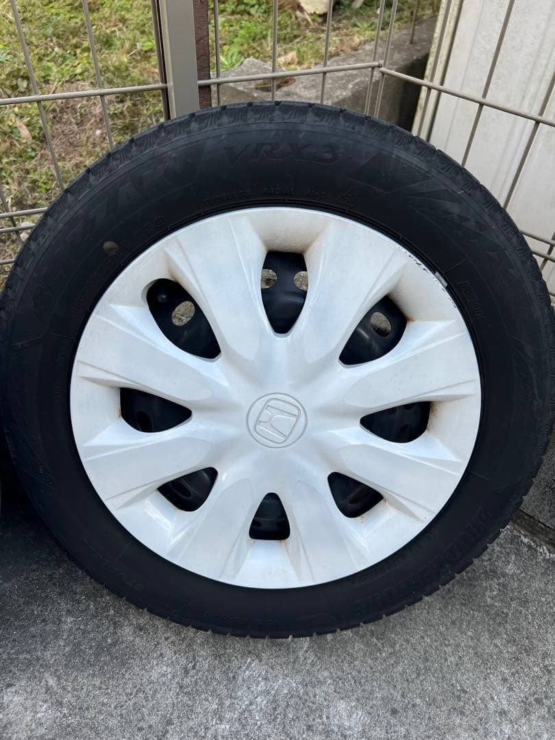 ブリヂストン　ブリザック　155/65r14 スタッドレスタイヤ　山有り　2本②