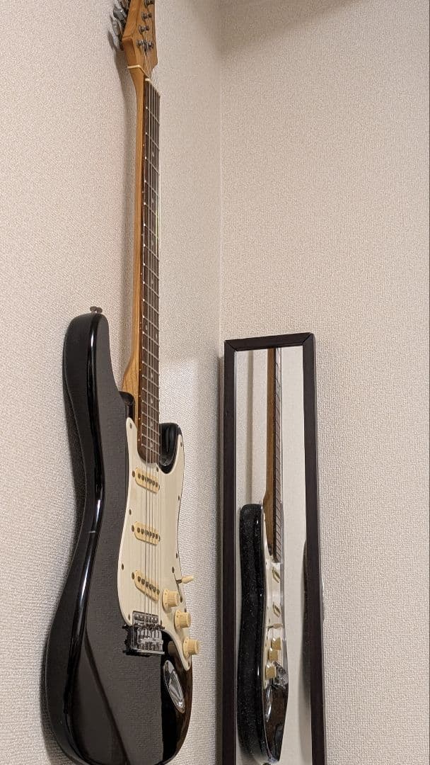 【珍品】　レジェンド　薄型ストラト