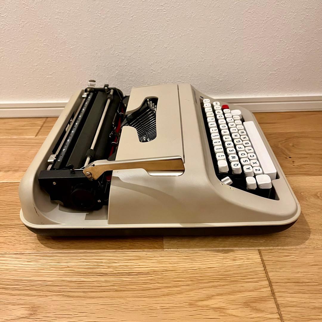 【昭和レトロ】Olivetti オリベッティ レッテラ 34【タイプライター】