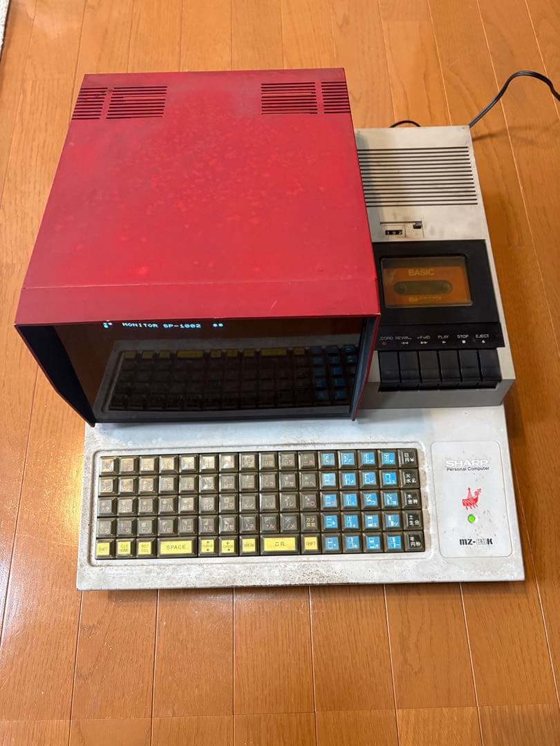 MZ-80K デスクトップコンピュータ