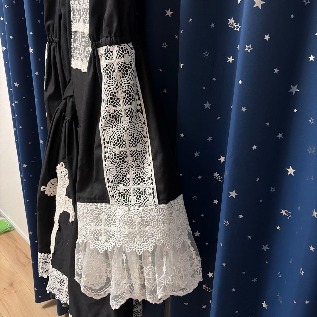 moon lolita ムーンロリータ　ワンピース　ゴスロリ　黒白