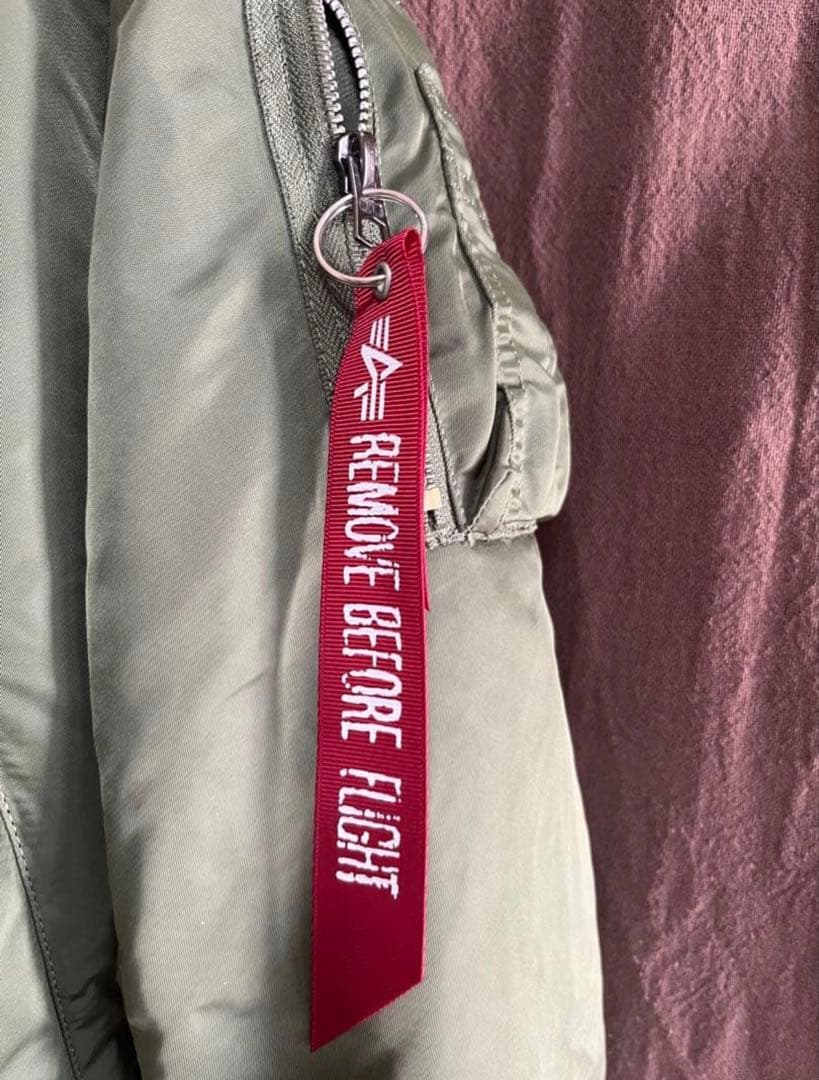 Alpha Industries アルファ　MA-1 フライトジャケット　カーキ
