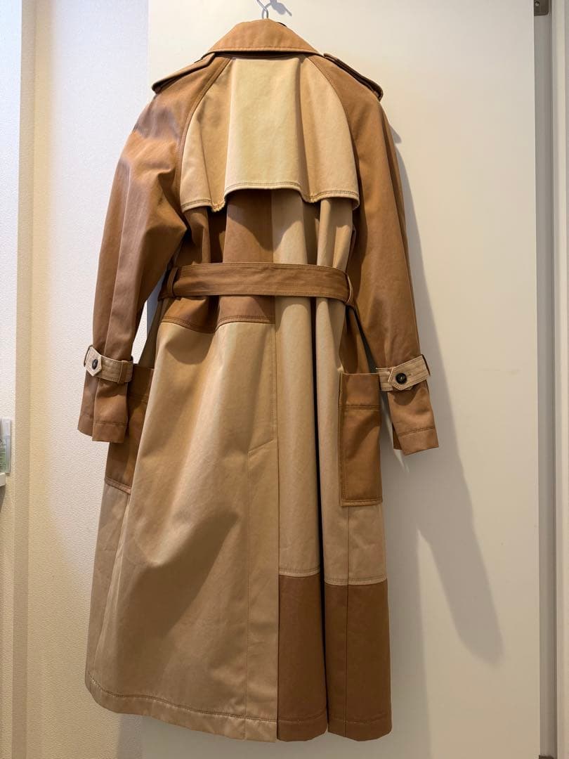 ESCADA トレンチコート 36 ベージュ系