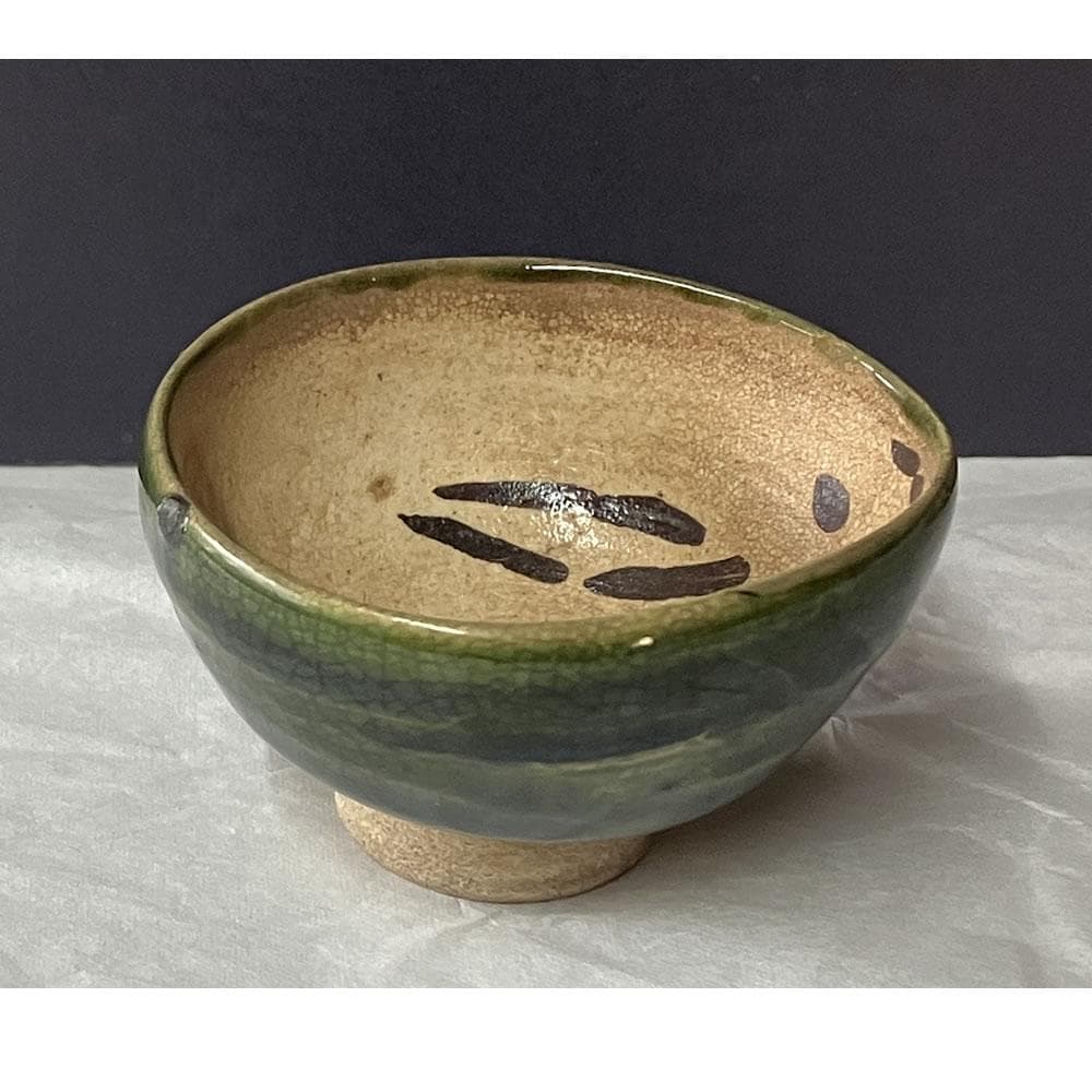 p051 加藤作助 織部 兎画 ぐいのみ 猪口 酒杯 酒盃 酒器