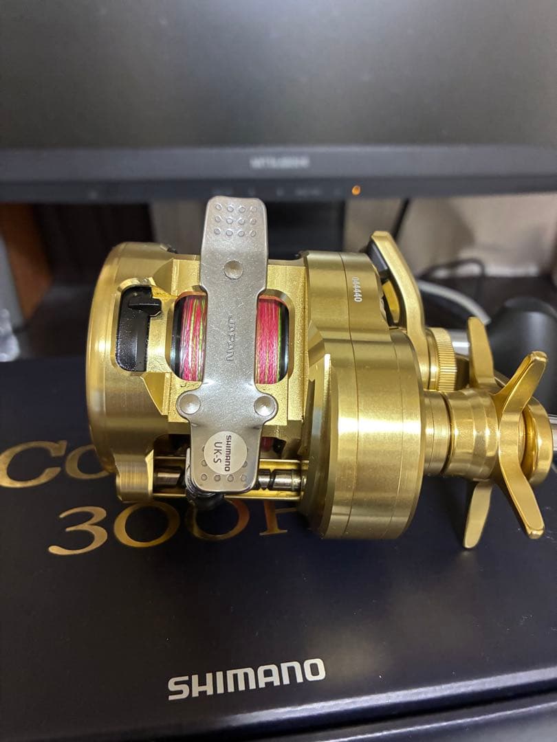 【使用2回】シマノ　22オシアコンクエスト300HG