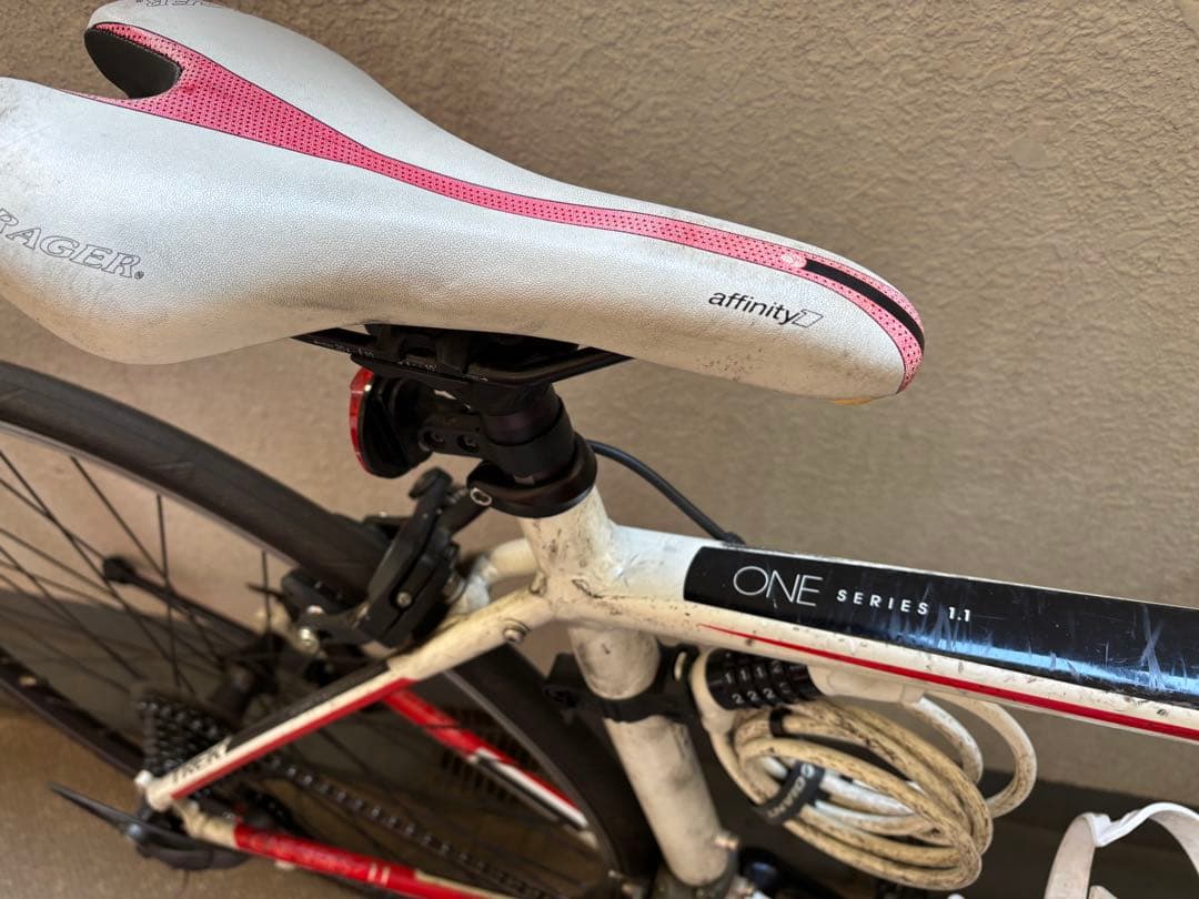 TREK ONE SERIES 1.1 ロードバイク50サイズ 都内直接取引