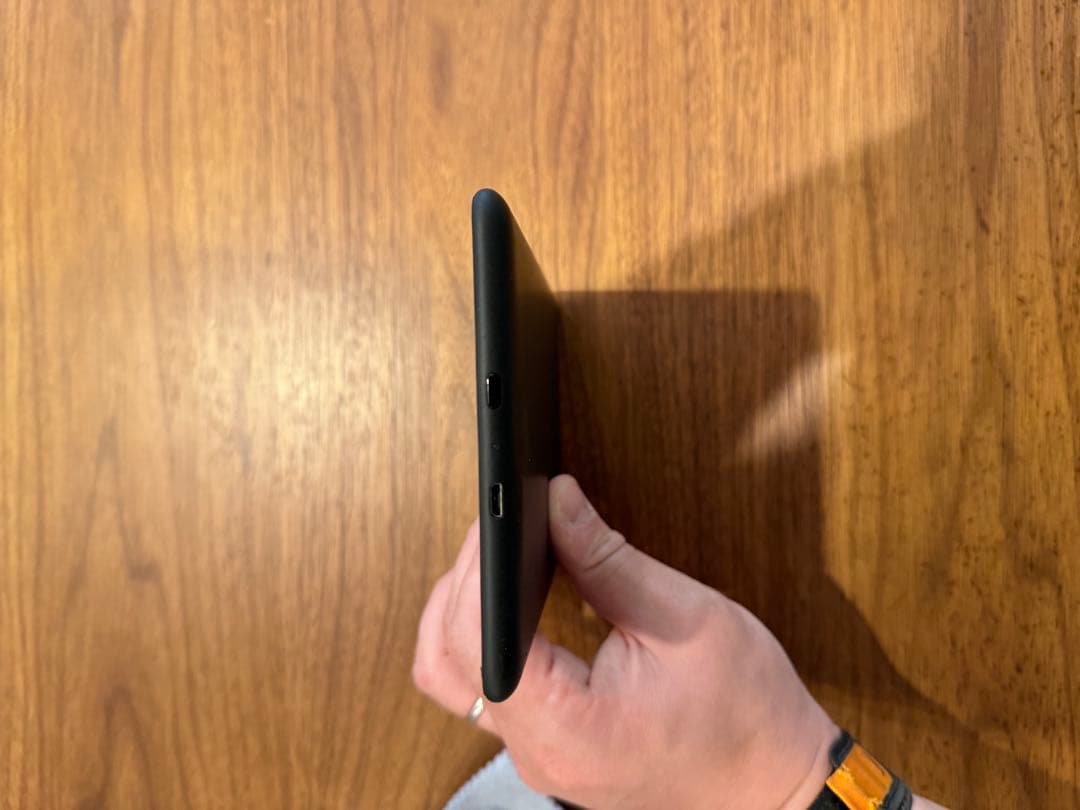 Kindle Paperwhite 第10世代 防水 広告つき