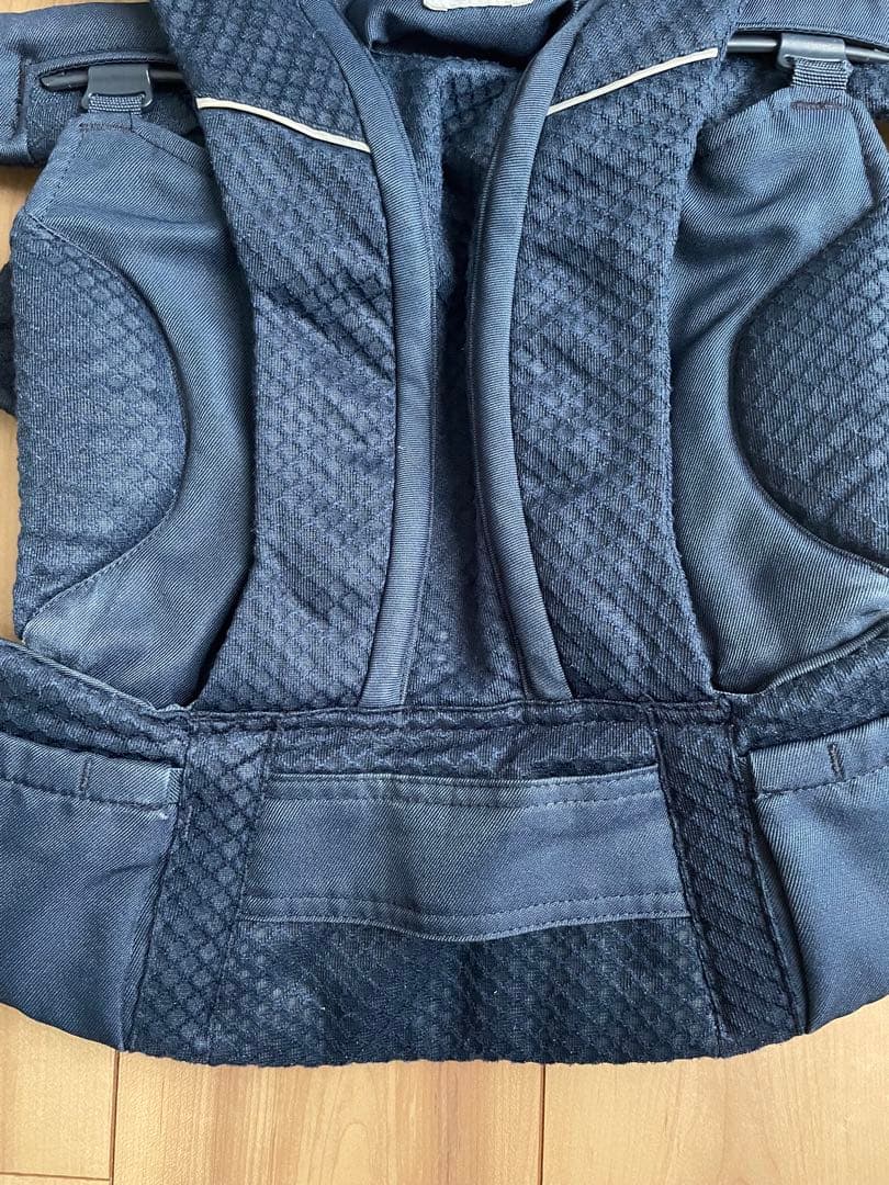 ergobaby ベビーキャリア　OMNI Breeze ネイビー