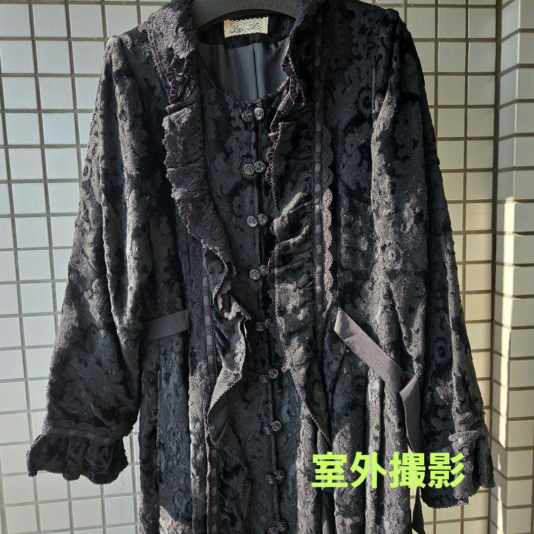 【Tw.A　ルイスキャロル】✨️美品　レースなリボン付きロングコート