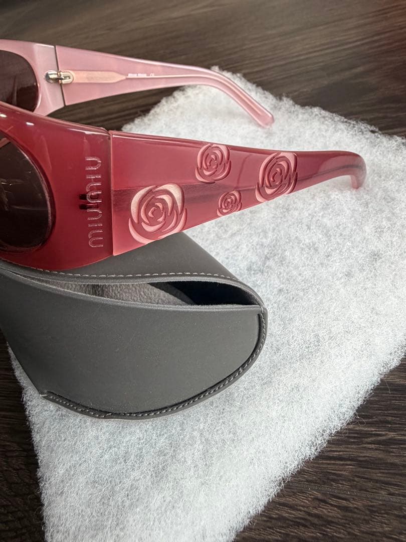 美品 miu miu 花柄 サングラス ケース付き