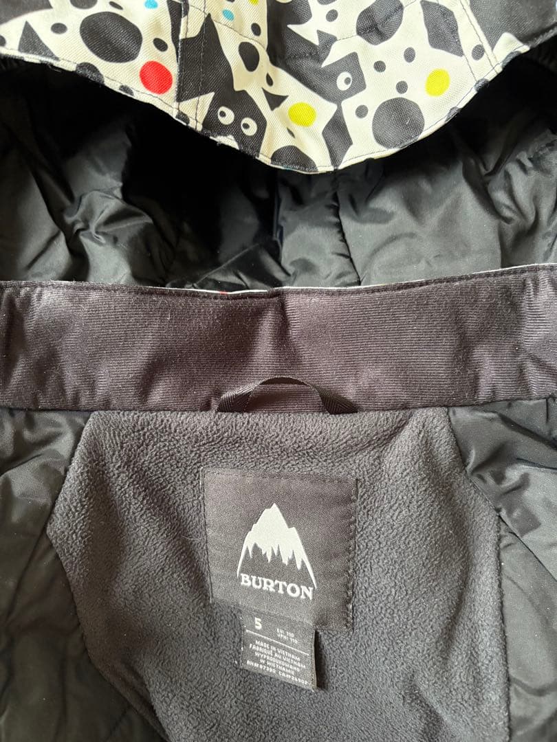 BURTON 子供用スノーボードウェア 上下 サイズ5 (110cm前後)
