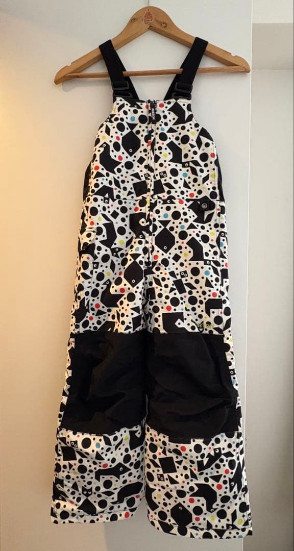 BURTON 子供用スノーボードウェア 上下 サイズ5 (110cm前後)
