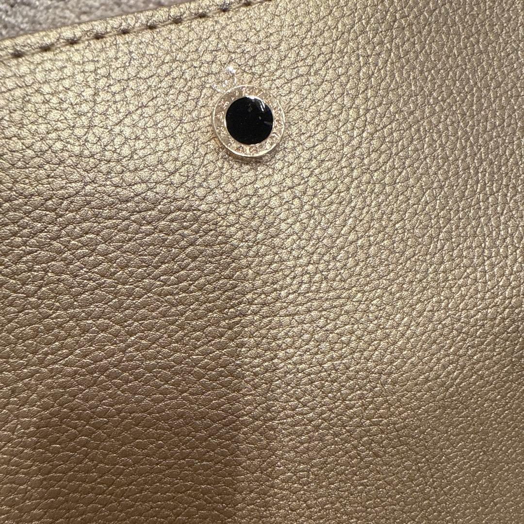 BVLGARI 旅行用化粧品セット ゴールド
