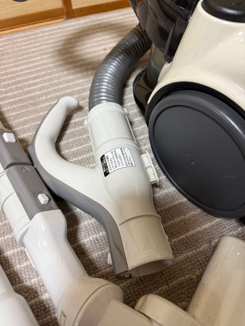 SHARP EC-CT 12 掃除機 （USED・シャープ製掃除機）