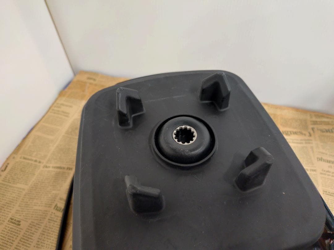 【美品】Vitamix V1200i ブラック 整備済 レシピ本＆おまけ付