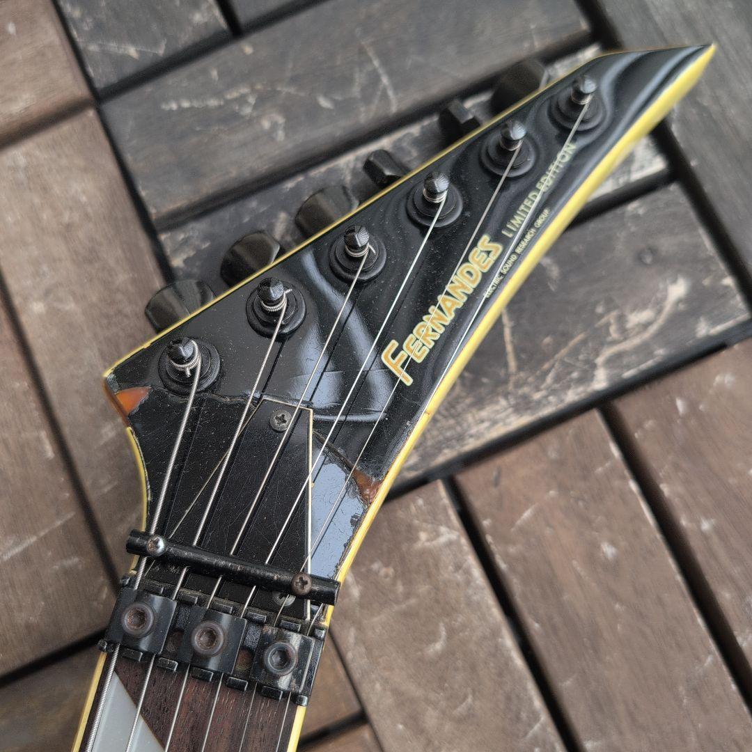FERNANDES ランディV パールホワイト 難有り！