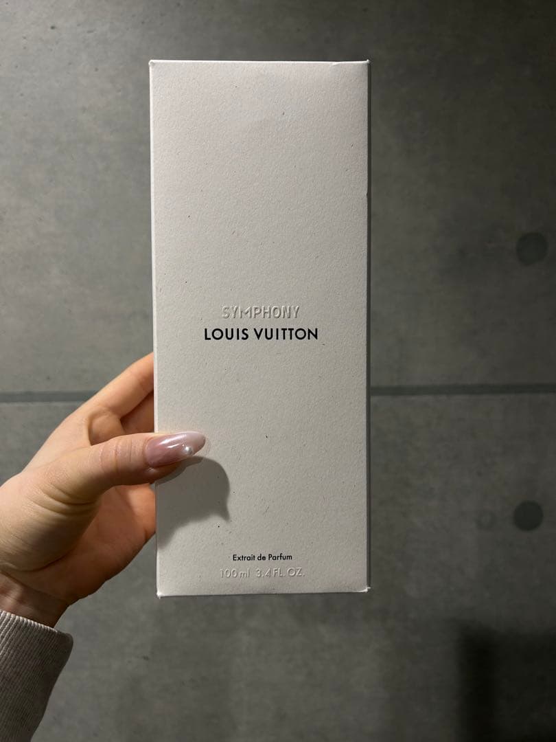 LOUIS VUITTON SYMPHONY 香水　残量1/6