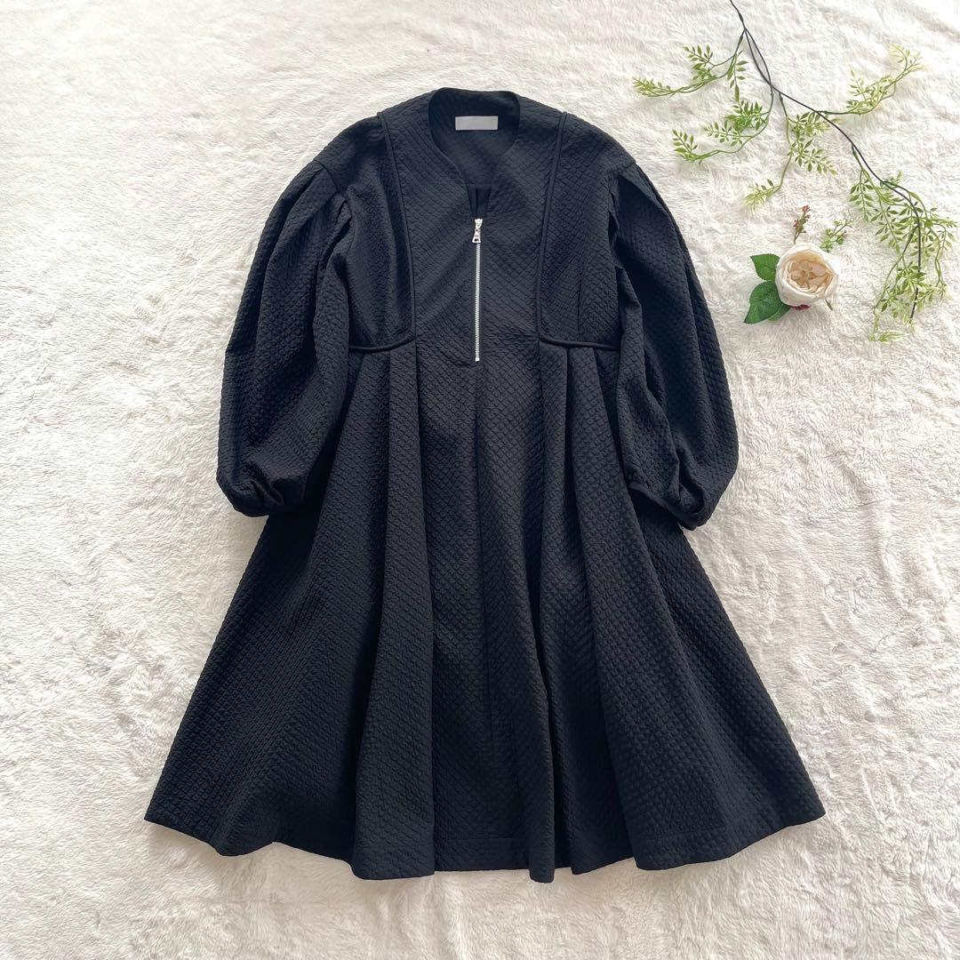 美品✨ CELFORD ふくれジャガードボリュームワンピース 黒 Freeサイズ