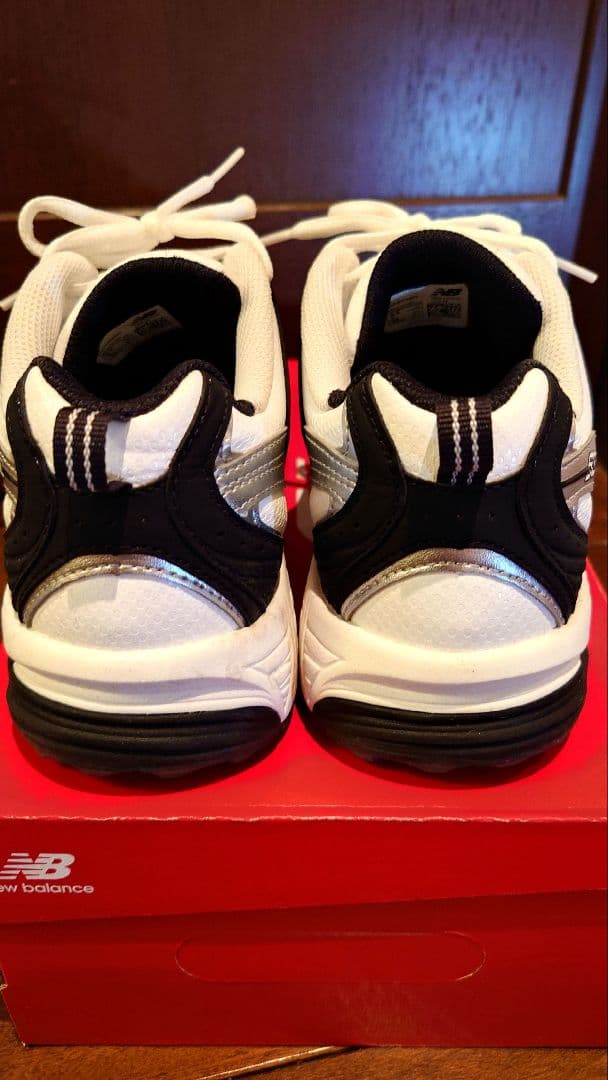 【パワジェネ】New Balance530 スパイクレス23.5cm