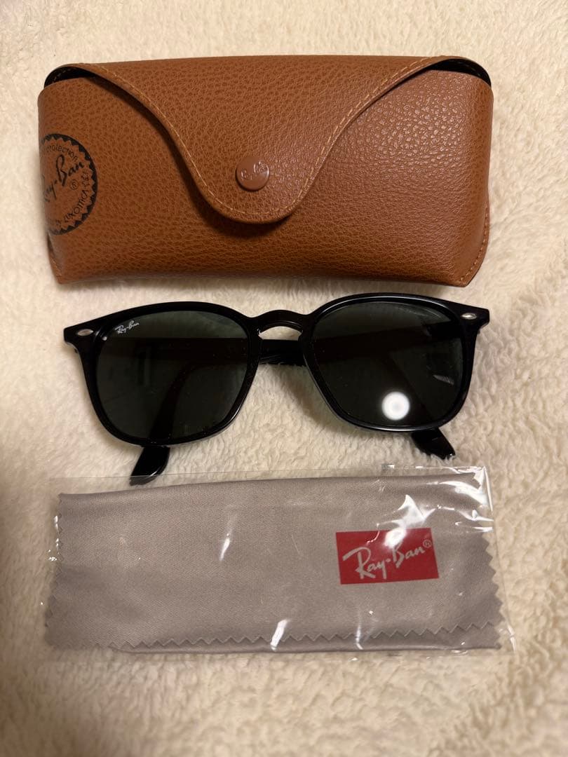 D*e様 Ray-Ban（品番:RB4258-F 601/71 52◻︎20 1