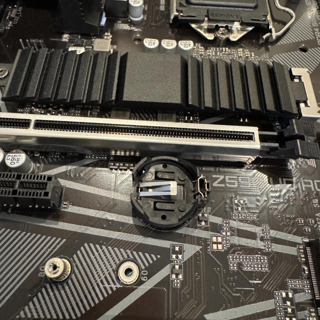 【美品】GIGABYTE　Z590　UD　AC / 動作確認済み / WIFI有