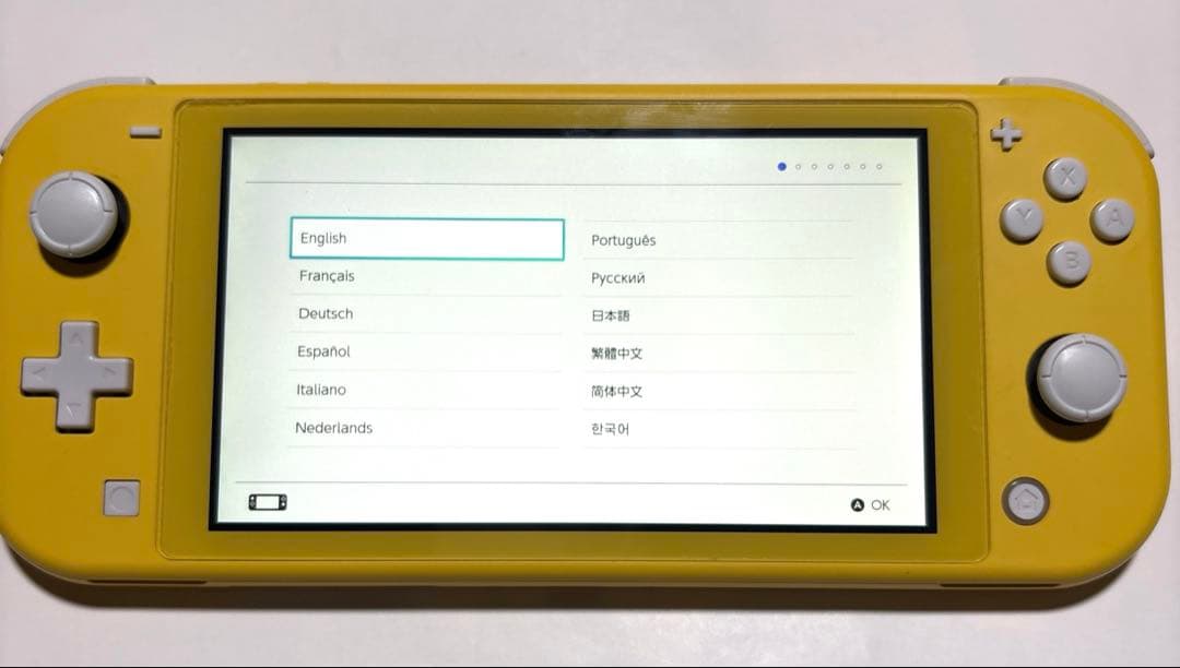 Nintendo Switch Lite イエロー 本体 箱あり 充電器