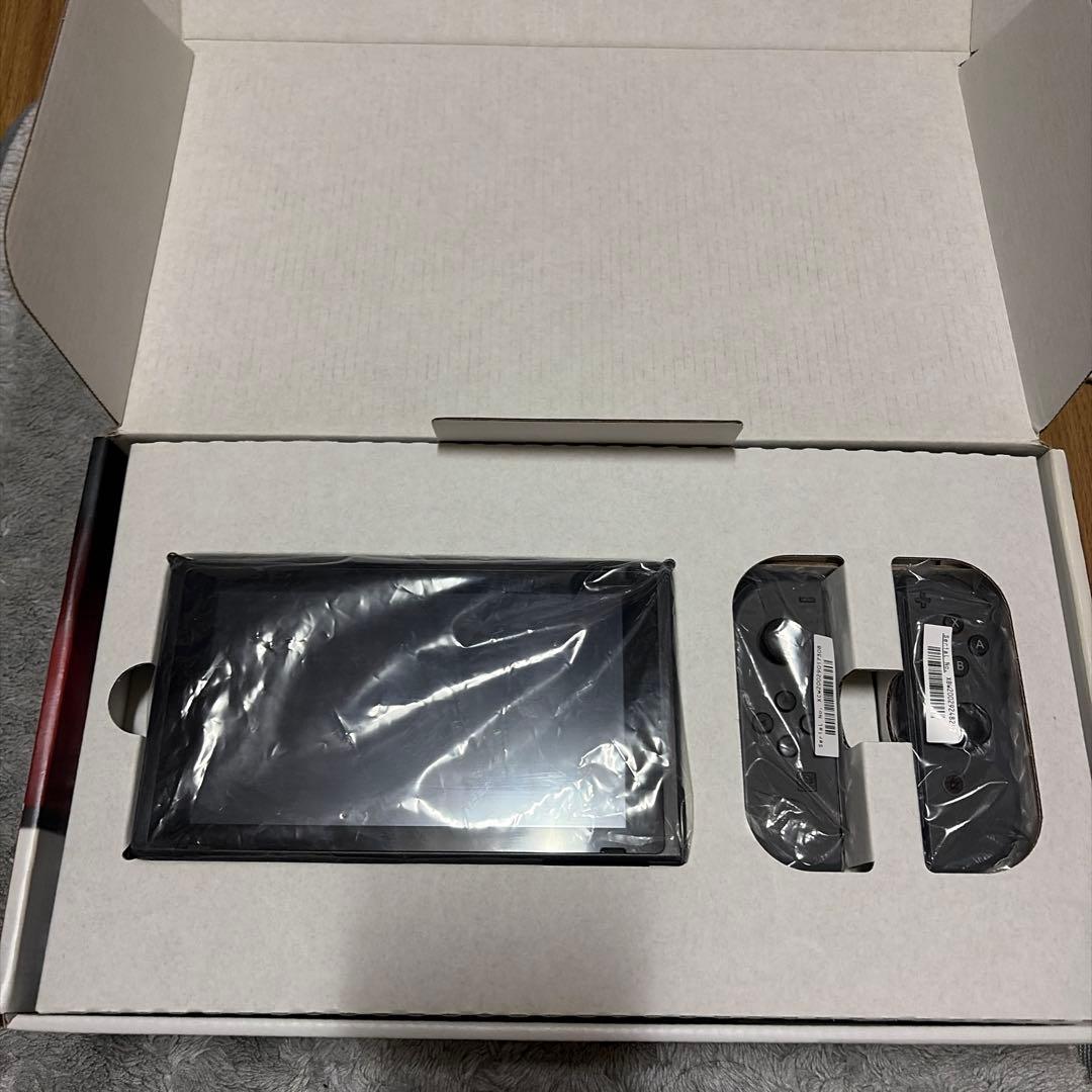 Nintendo Switch 本体、プロコン