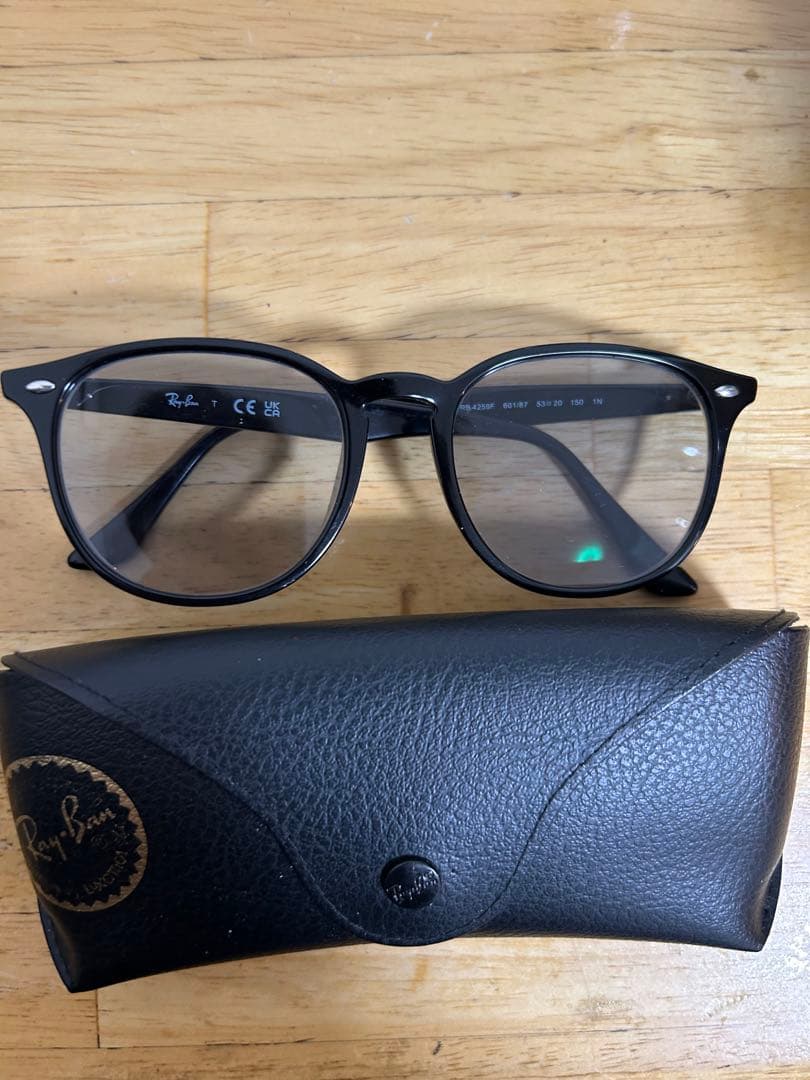 Ray-Ban RB 4259F サングラス ブラック